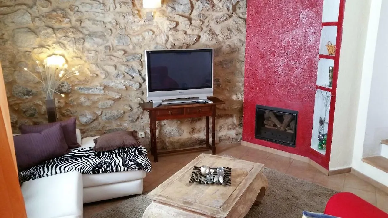 Casarta Villa 0*, Arta