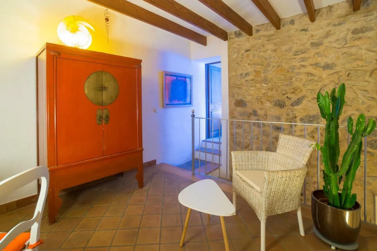 Casarta Villa 0*, Arta Spain